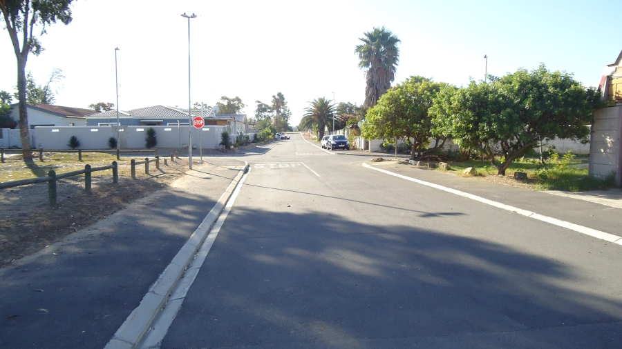 0 Bedroom Property for Sale in Croydon Western Cape